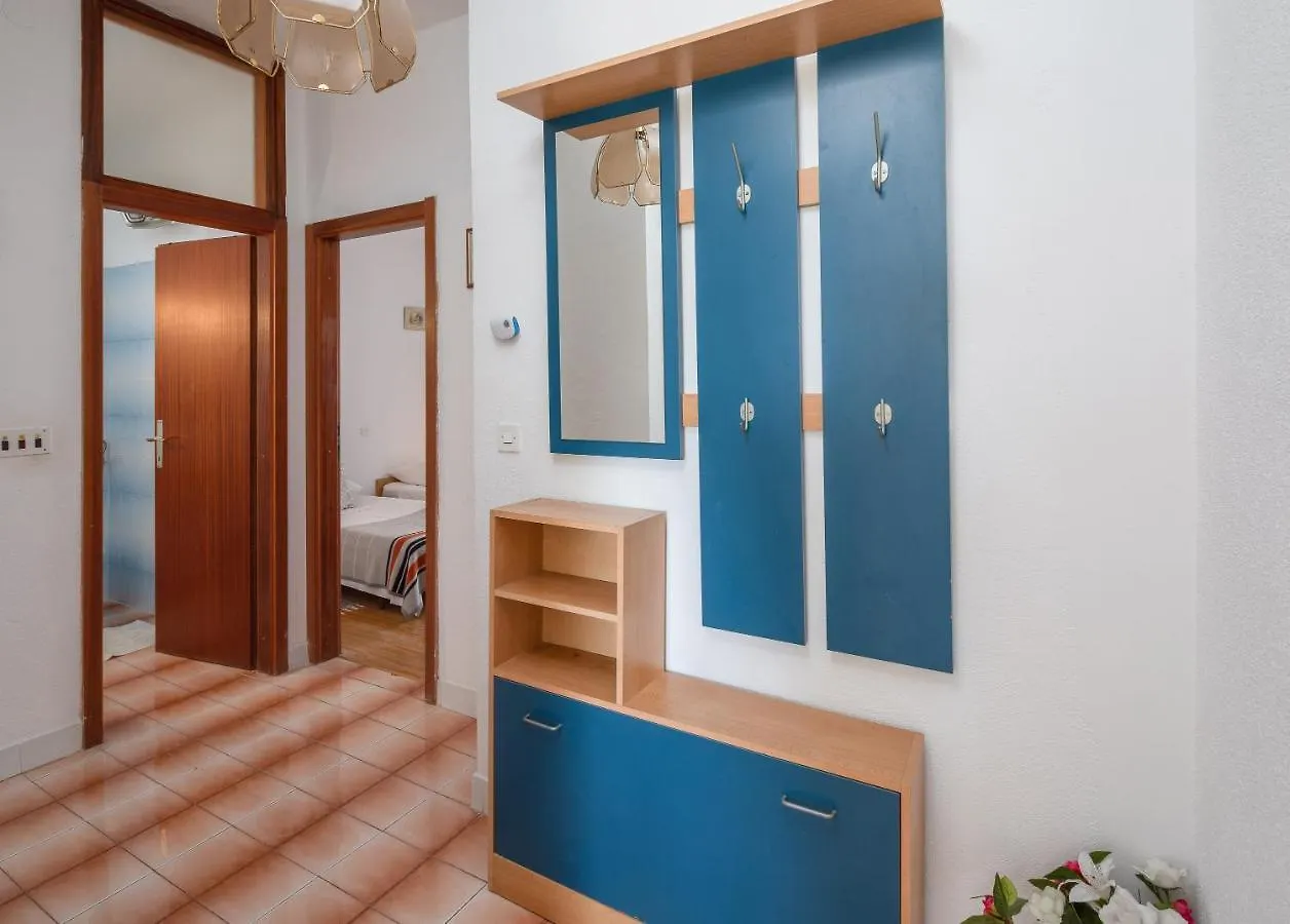 A2 - Apt Near Beach W Patio Parking And Grill Split
